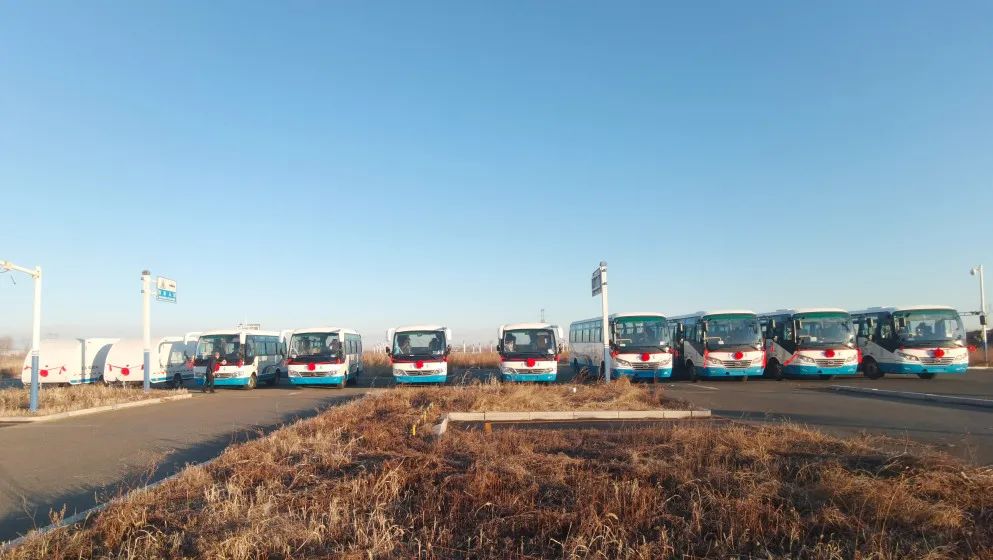 交车！乐天堂官网考试车批量交付吉林省白城市公安局交管部门