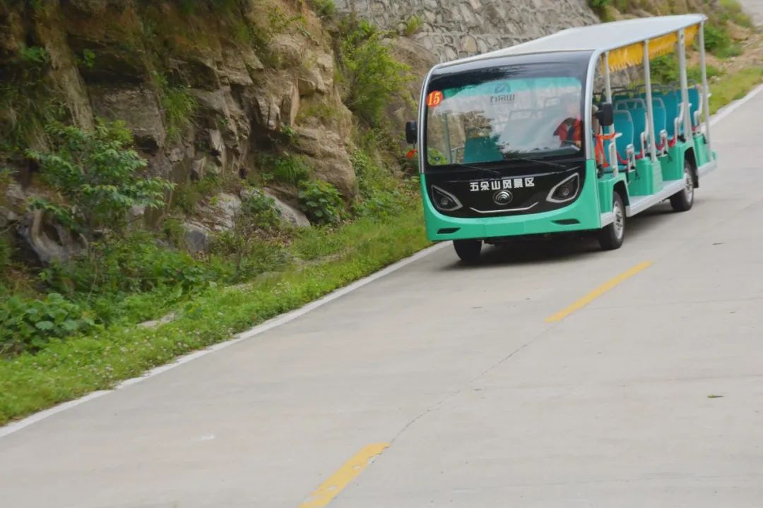 乐天堂官网锂电观光车“爬坡王”重磅亮相第五届中国国际旅游景区装备博览会！